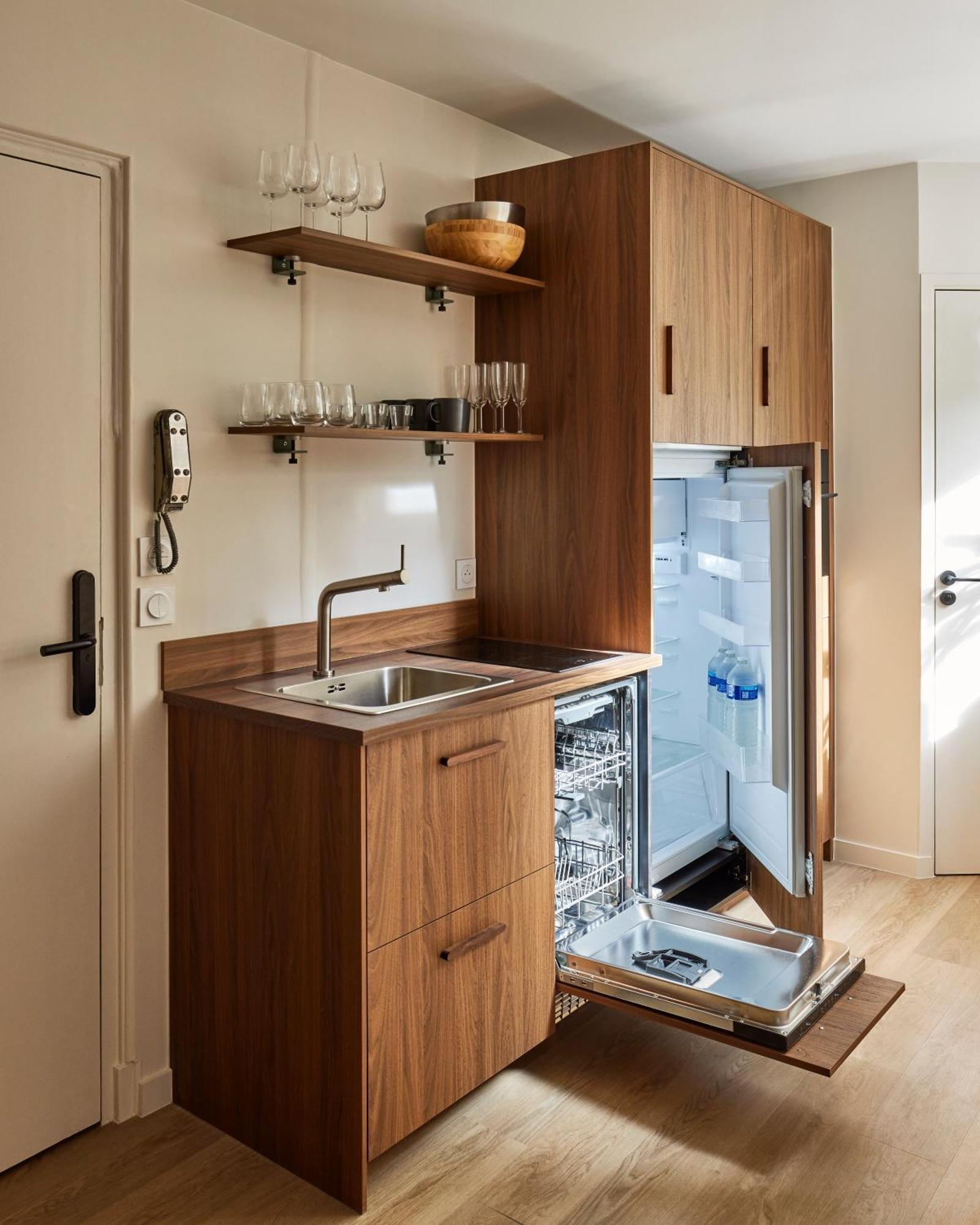 Stylish 2Br & 2Ba With Private Terrace Apartment ปารีส ภายนอก รูปภาพ