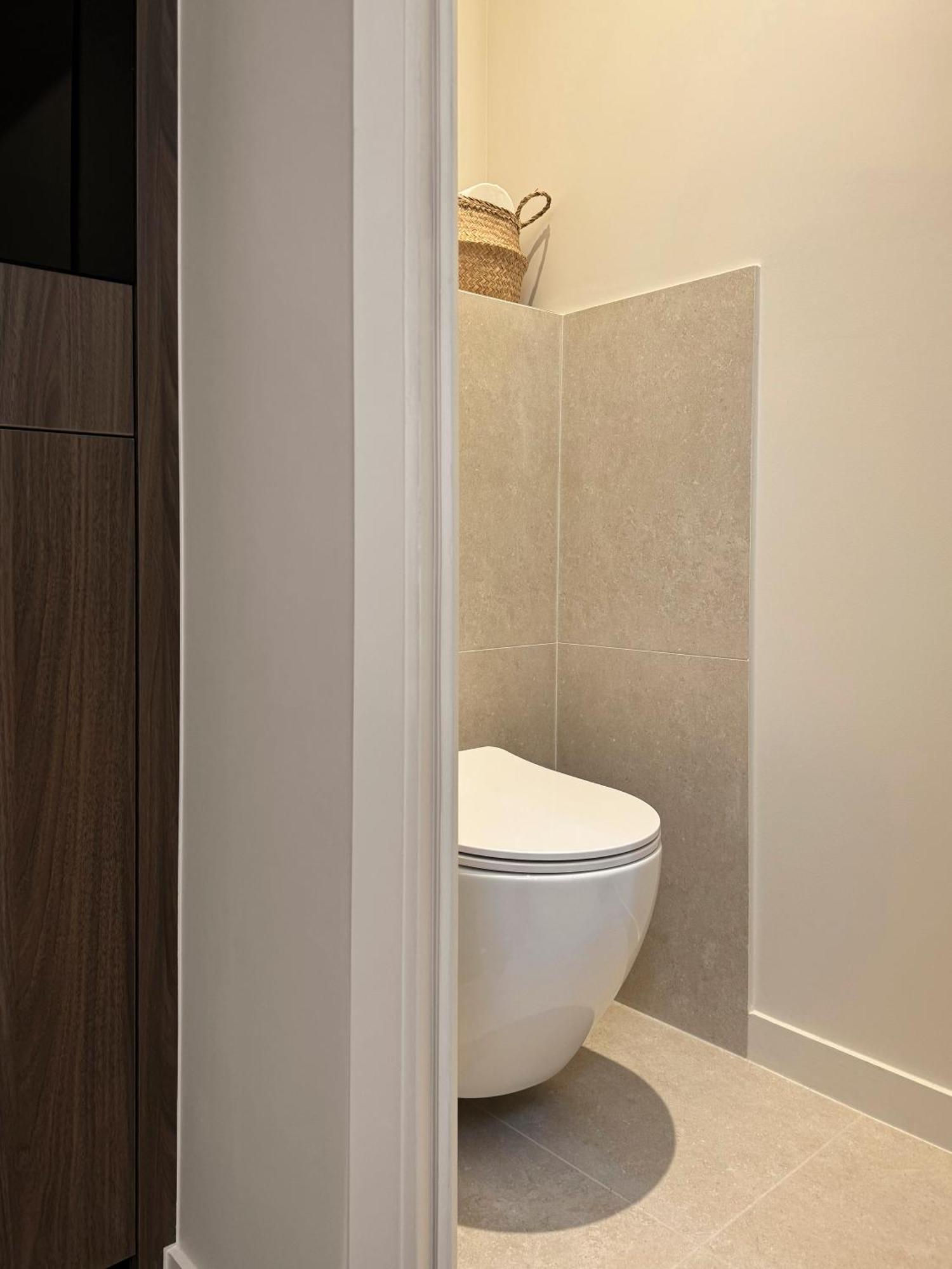 Stylish 2Br & 2Ba With Private Terrace Apartment ปารีส ภายนอก รูปภาพ